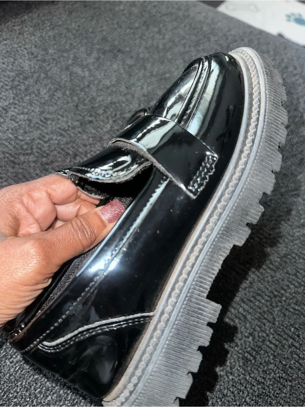 N/A sleek black